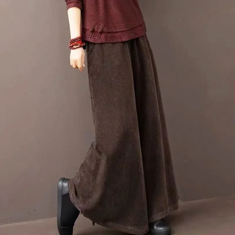 High-Waisted Corduroy Pants for Women - Wide-Leg, Warm Velvet Trousers with Pockets