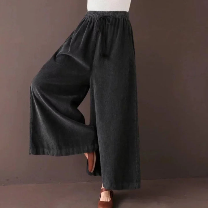 High-Waisted Corduroy Pants for Women - Wide-Leg, Warm Velvet Trousers with Pockets