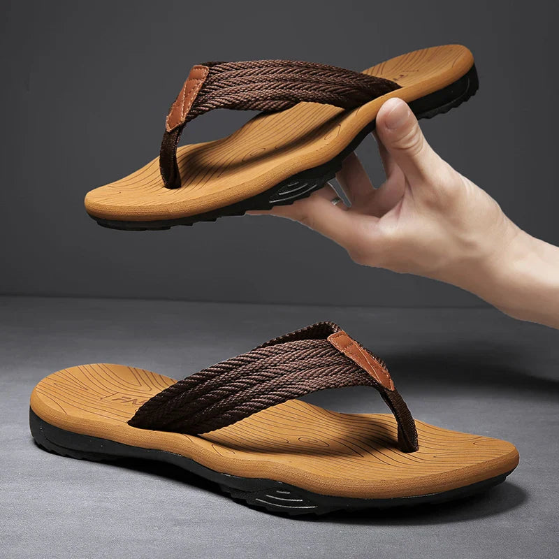 New Soft Men's Flip-Flops – Comfortable Summer Beach Sandals for Casual and Outdoor Wear