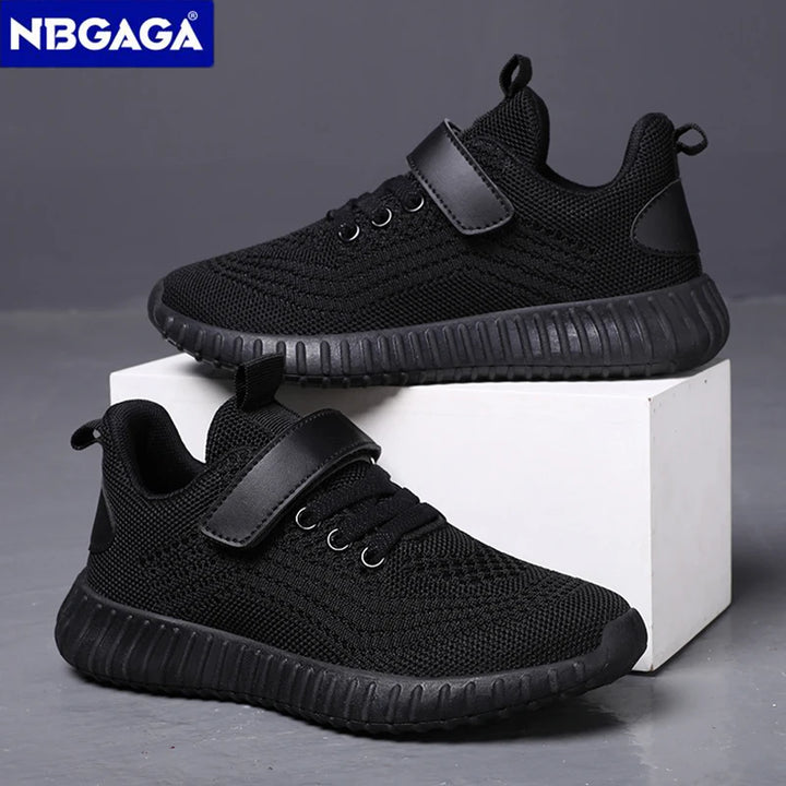 Fashion Boys' Running Shoes - Black Lightweight Breathable Sneakers for Kids' Outdoor Sports