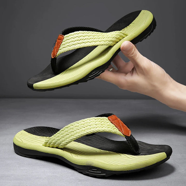 New Soft Men's Flip-Flops – Comfortable Summer Beach Sandals for Casual and Outdoor Wear